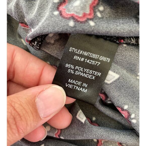 Haute Monde Womens Black Red Vneck Long Sleeve Blouse Top Shirt NEW Size Medium - Picture 7 of 10